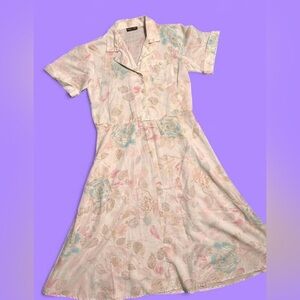 Vintage 1980’s cotton floral shirt dress.